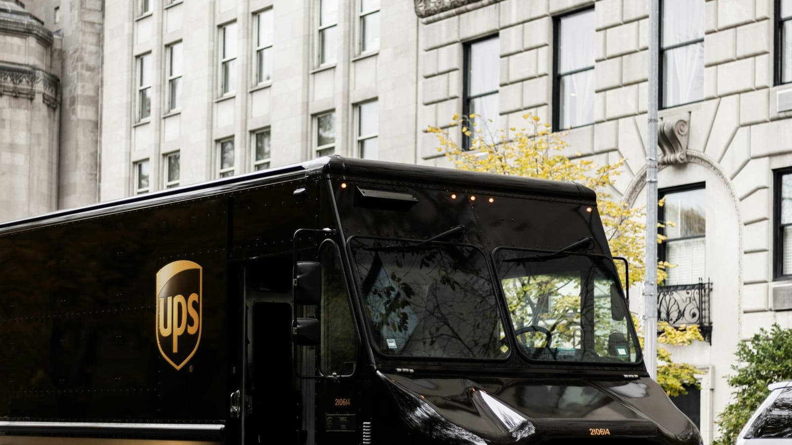 The Rise of Same-Day Distribution: What It Means for Your Brand